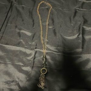 Women’s necklace